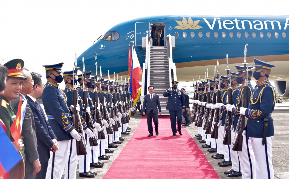 Top Vietnamese legislator arrives in Manila for official visit to Philippines